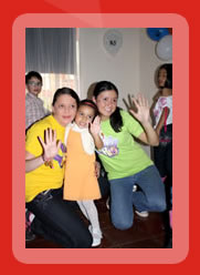 Shows musicales, mini carnavalito con sonido, luces y recreacion.